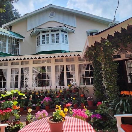 Ivanhoe Hotel Darjeeling  Esterno foto