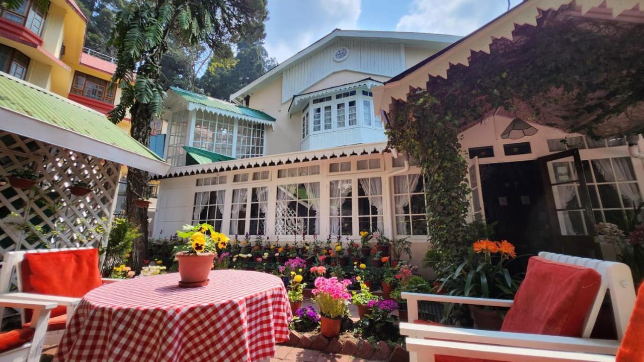 Ivanhoe Hotel Darjeeling  Esterno foto