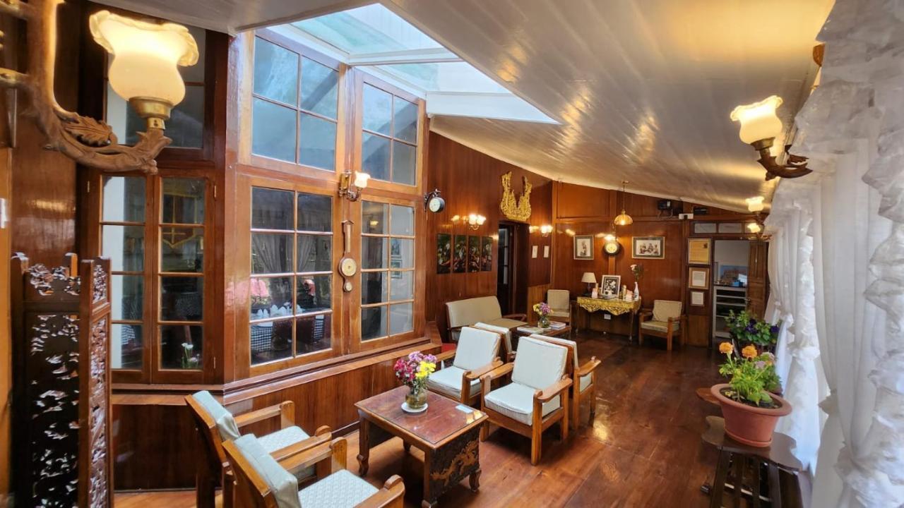 Ivanhoe Hotel Darjeeling  Esterno foto